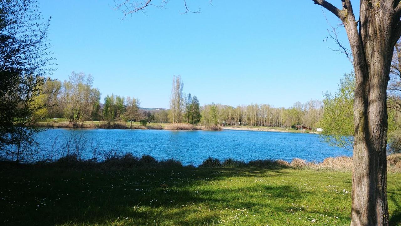 Le Prieure Villa La Motte-de-Galaure Luaran gambar