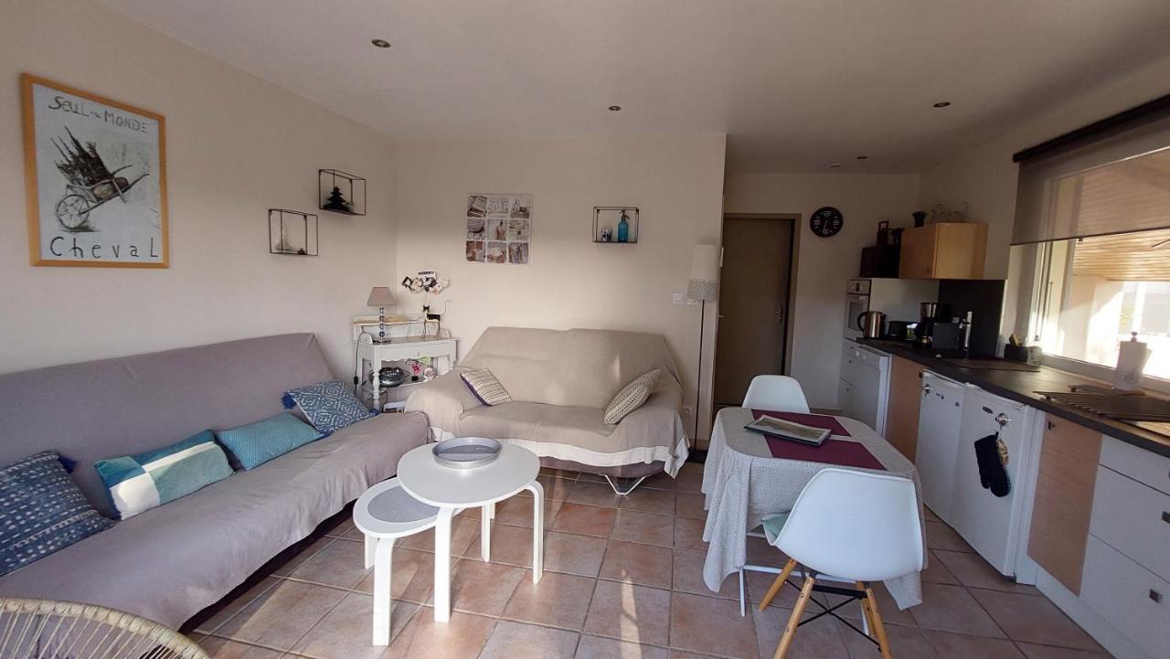 Le Prieure Villa La Motte-de-Galaure Luaran gambar